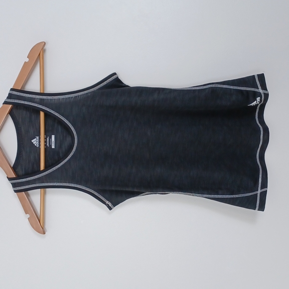 ✨3/$25✨ Adidas ClimaLite Lightweight Tank - XS - Picture 1 of 7